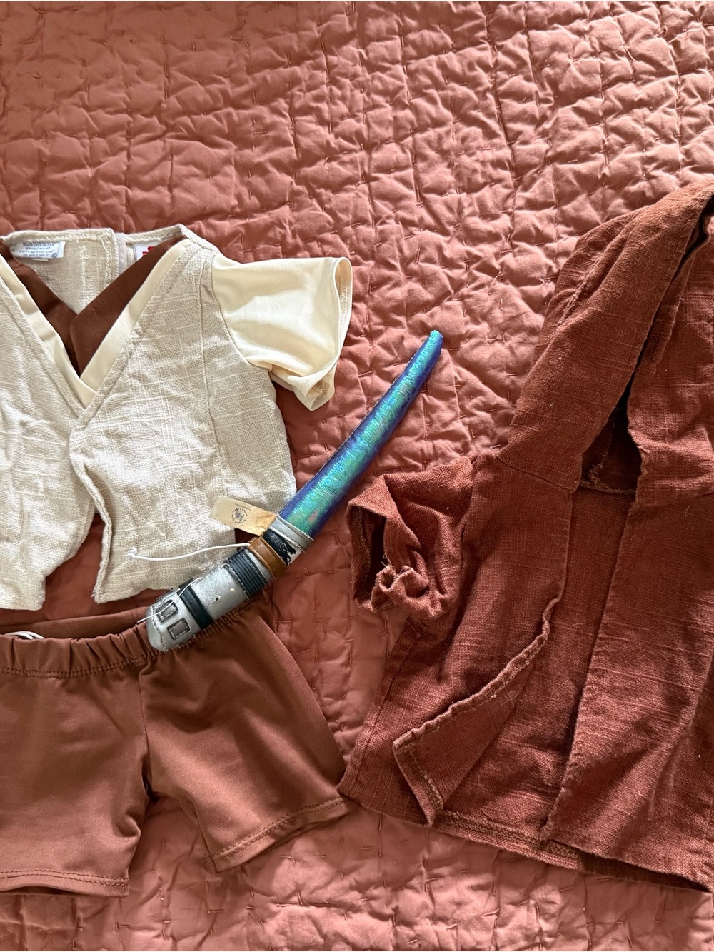 Build-A-Bear Jedi Costume Outfit with Iridescent Blue Lightsaber